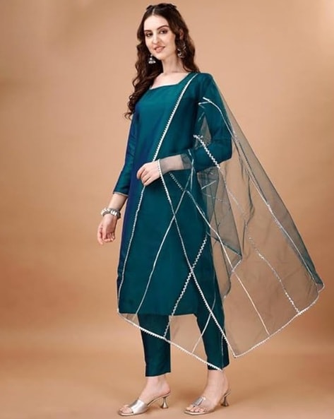 Women Square-Neck Straight Kurta Set Price in India