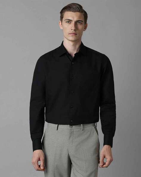 Men Regular Fit Shirt with Patch Pocket