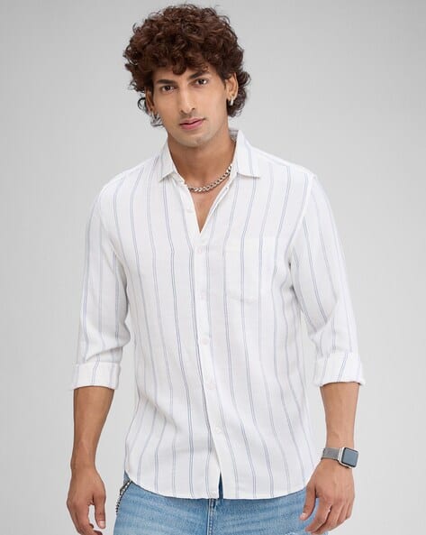 Men Striped Slim Fit Shirt with Patch Pocket