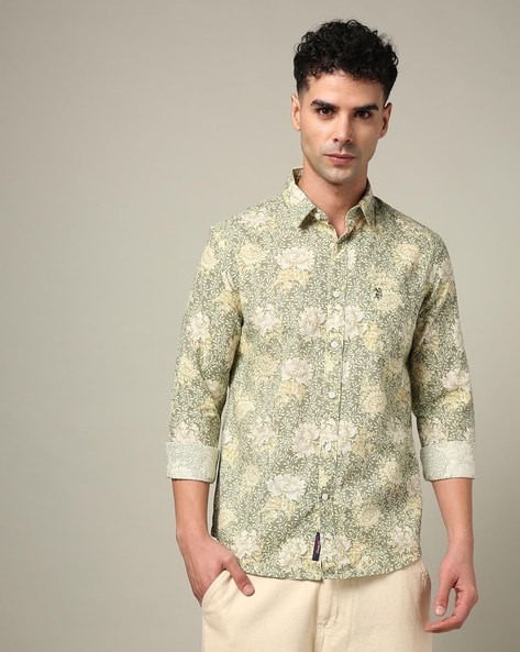 Men Floral Print Slim Fit Shirt