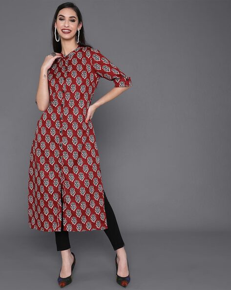 Aks Floral Print Straight Kurta