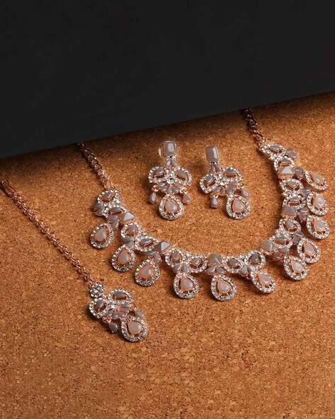 VATSALYA Women Stone-Studded Short Necklace