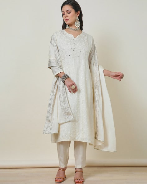 Women Embroidered Straight Kurta Suit Set