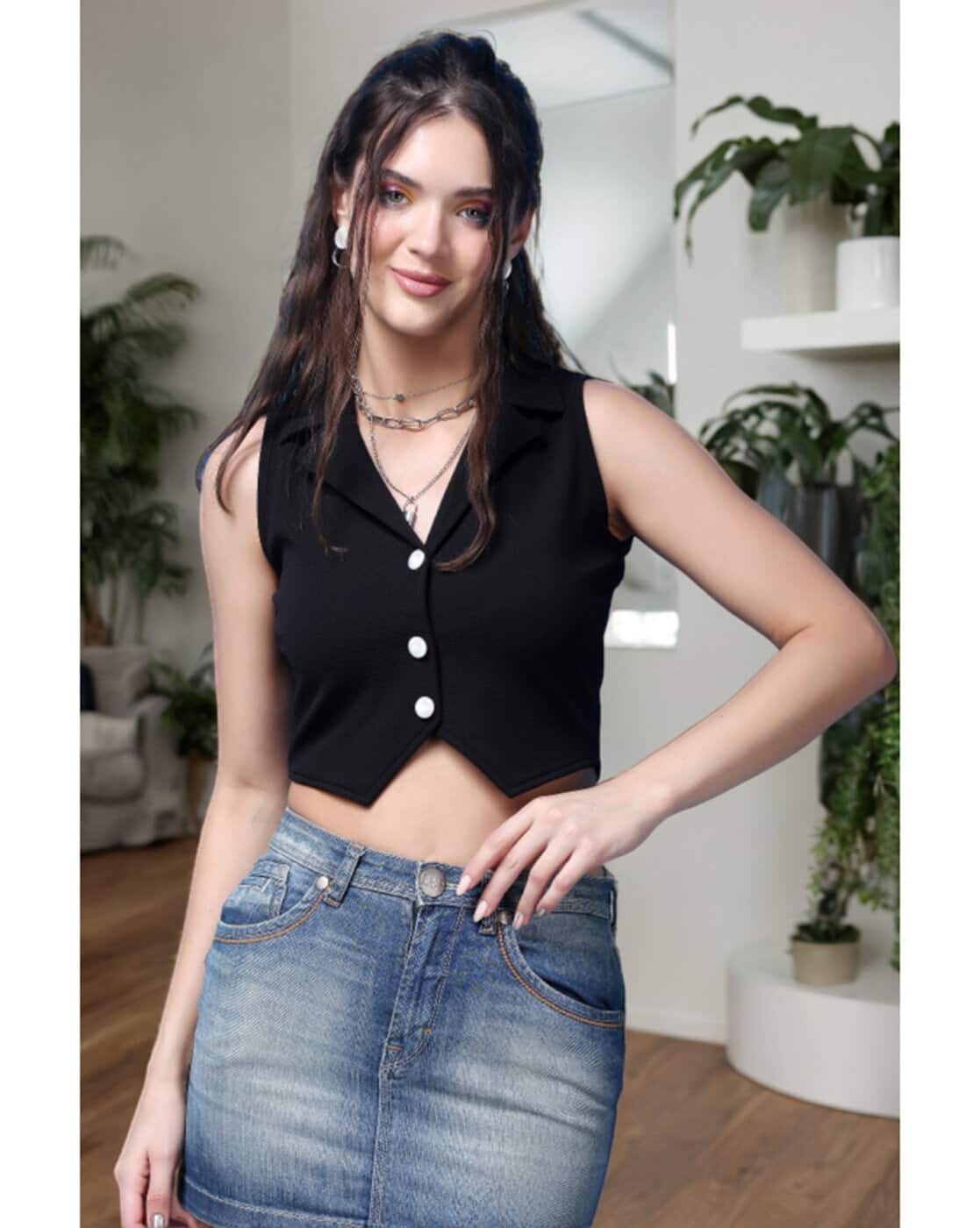 Buy POPWINGS Women Regular Fit Crop Top Online | Ajio.com