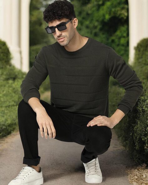 Men Striped Regular Fit Crew-Neck T-Shirt