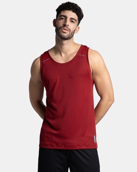 Jockey Men Round-Neck Sleeveless Vest