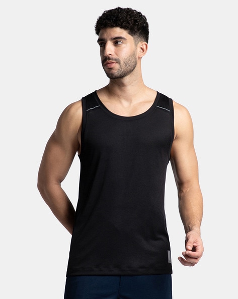 Jockey Men Sleeveless Round-Neck Vest