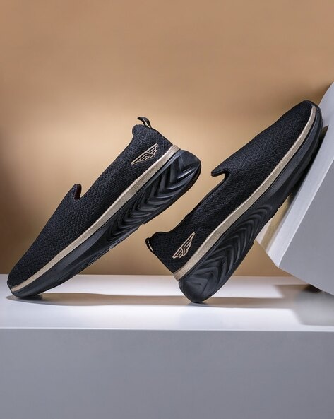 Women Low-Top Slip-On Walking Shoes