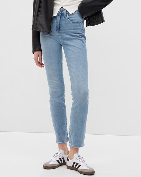 Lightly Washed High-Rise Straight Fit Jeans