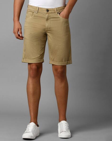 Men Slim Fit Shorts with Insert Pockets