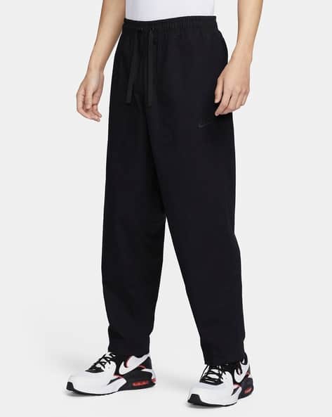 NIKE Men Joggers with Insert Pockets