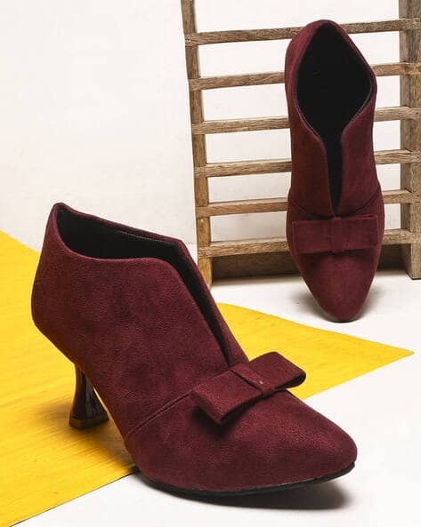 Women Kitten Heeled Shoes with Bow Accent