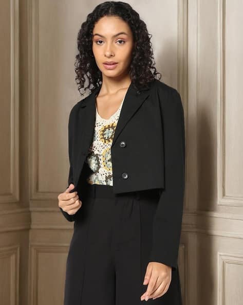 Women Single-Breasted Regular Fit Crop Blazer
