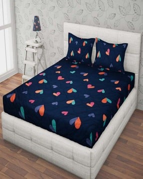 Heart Print Fitted King-Size Bedsheet with Pillow Covers-image-38
