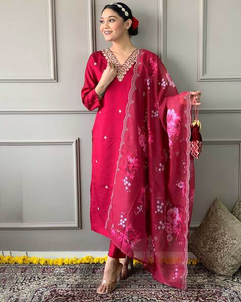 Women Embroidered Straight Kurta Set Price in India