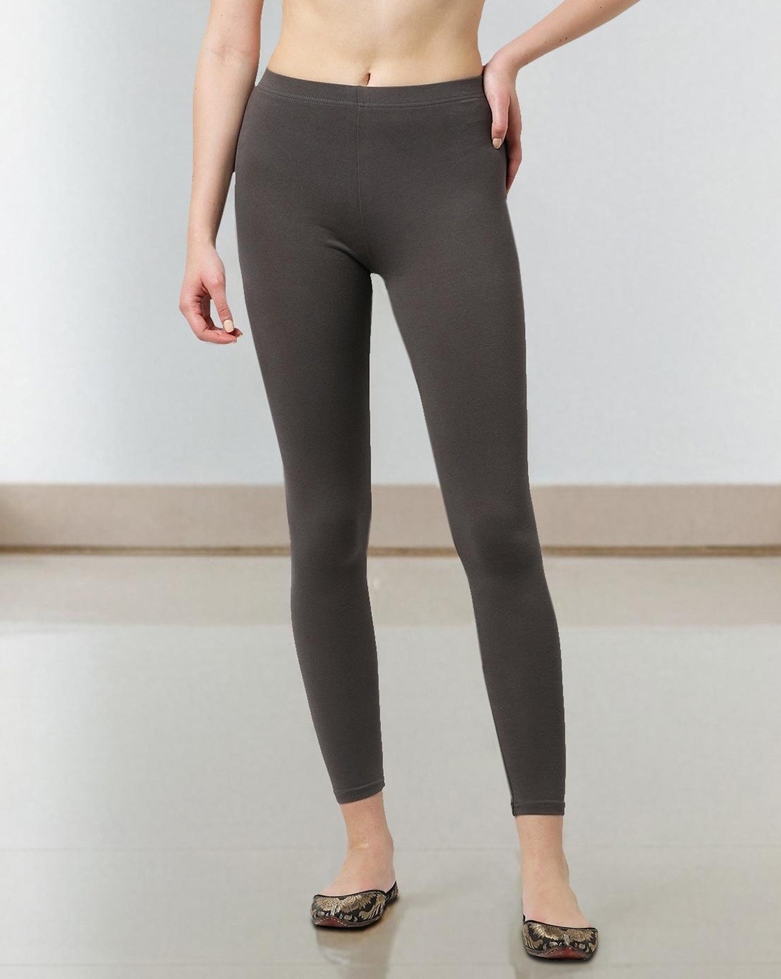 Grey colour ankle length leggings best sale