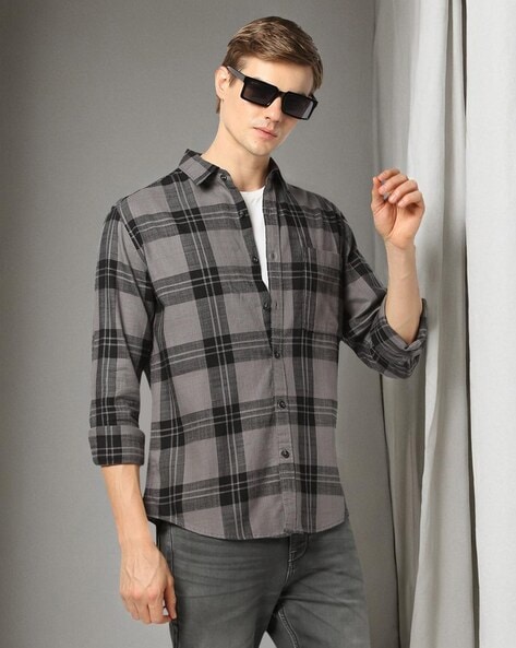 Men Checked Regular Fit Shirt