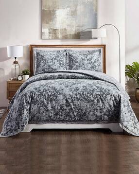 120 GSM Floral Print Cotton King-Size Bedsheet with Pillow Covers & Comforter-image-32