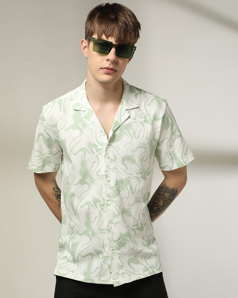 Men Printed Slim Fit Resort Shirt