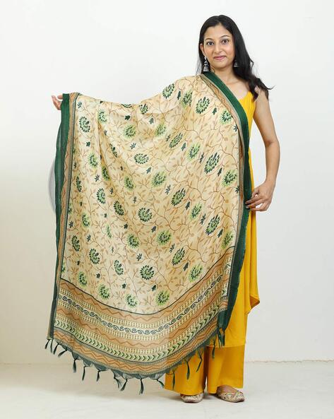 Women Floral Print Dupatta Price in India