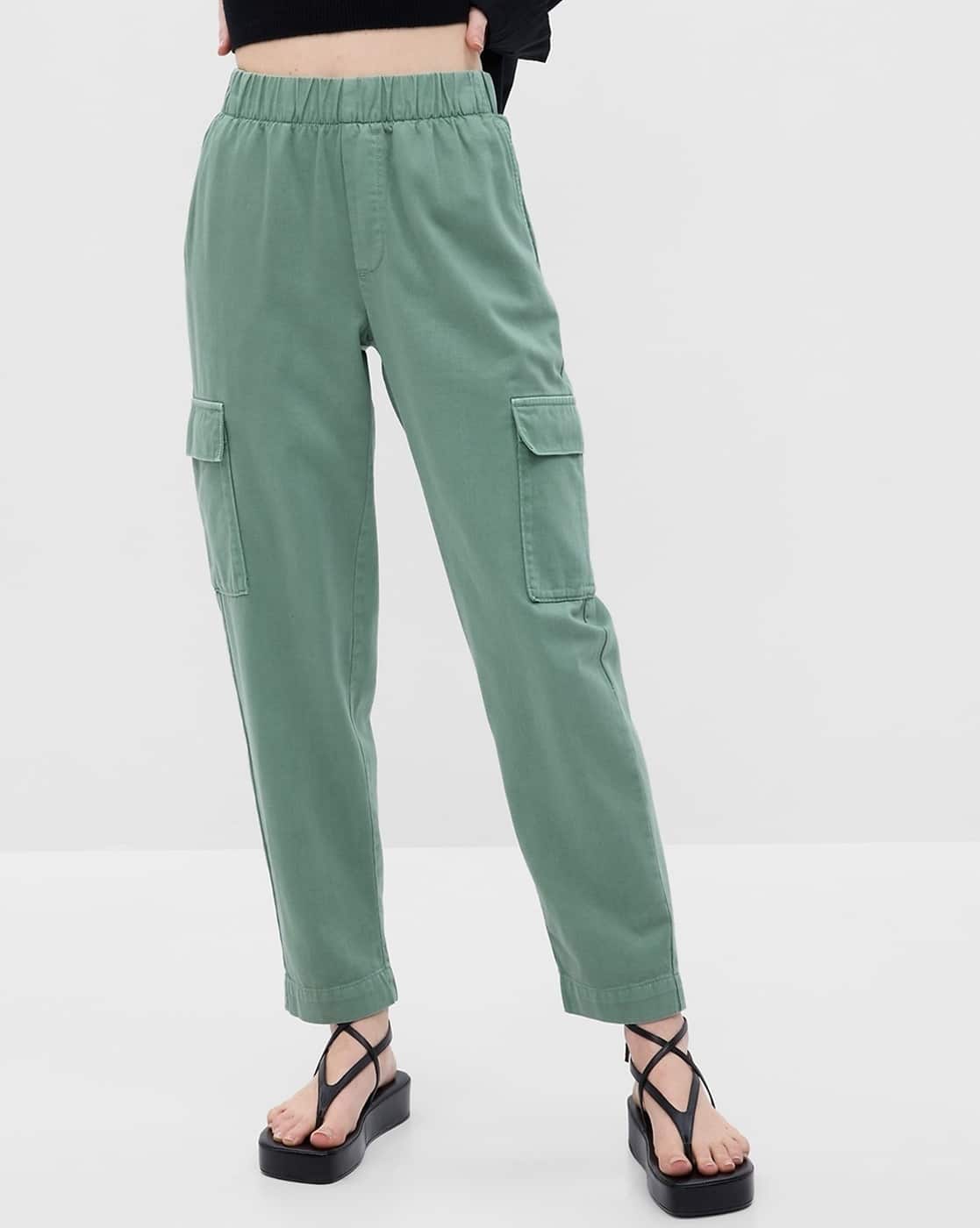 Relaxed Fit Pull-On Cargo Pants