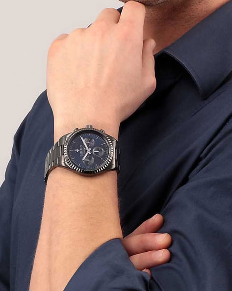 Wrist watch in hand hotsell
