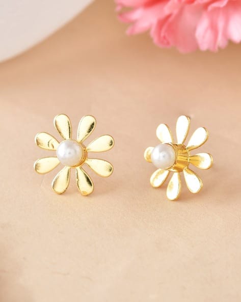 Women Gold-Plated Floral Stud Earrings