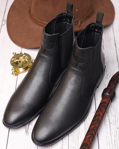 Round-Toe Chelsea Boots with Zip Fastening