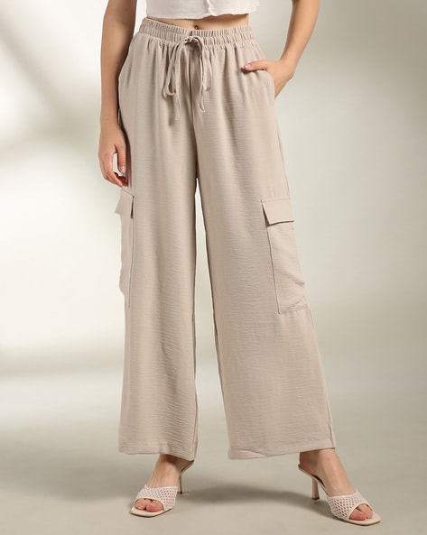 Women Relaxed Fit Cargo Trousers