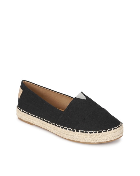 Truffle Collection Women Round-Toe Slip-On Loafers