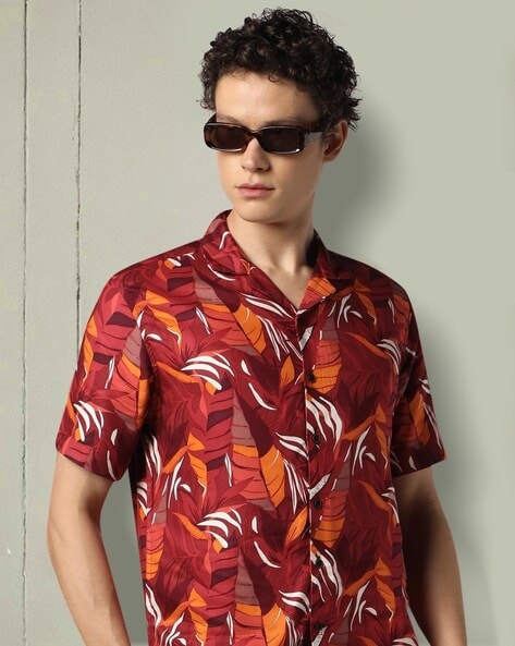 Men Leaf Print Regular Fit Shirt