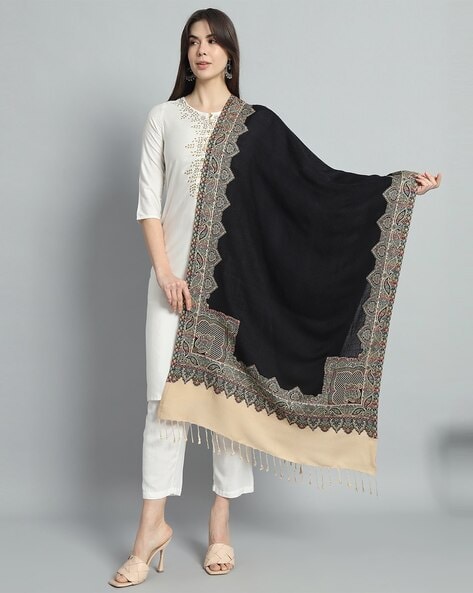 Women Rectangular-Shaped Wool Stole Price in India