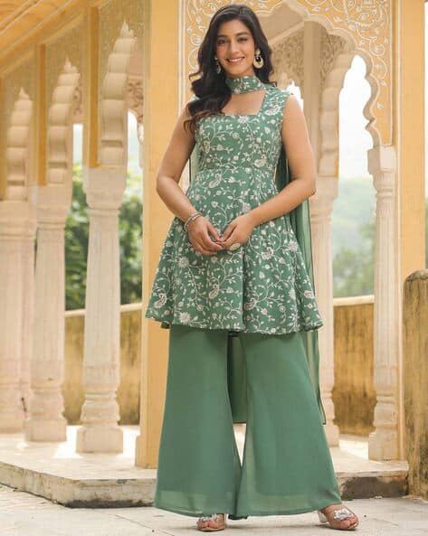 Janasya Women Embroidered Kurta Palazzos Set with Dupatta