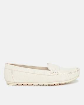 Women Slip-On Round-Toe Shoe-image-26