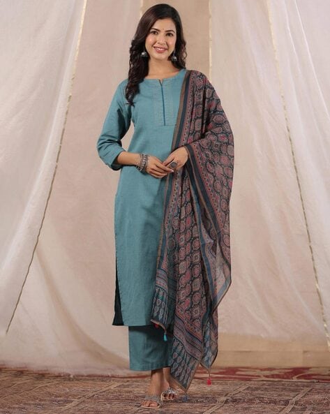 Women Printed Straight Kurta Set Price in India