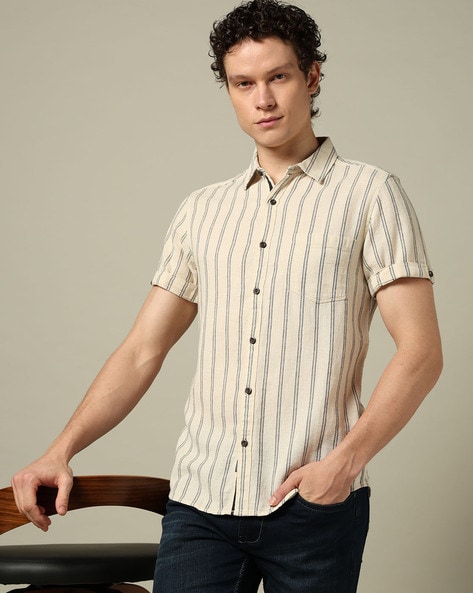 Spykar Men Striped Slim Fit Shirt