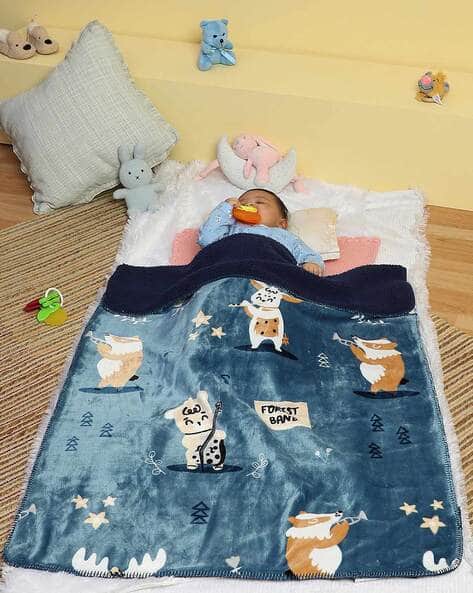 Buy Multicoloured Blankets, Dohars Quilts for Home Kitchen by