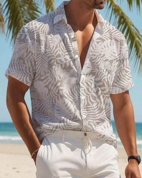 Men Tropical Print Regular Fit Shirt