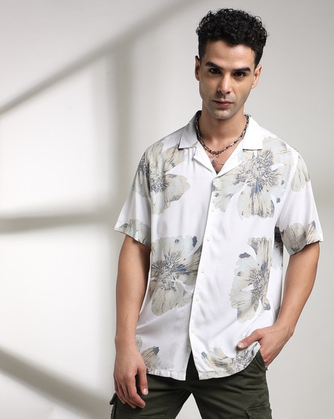 Men Floral Print Relaxed Fit Shirt