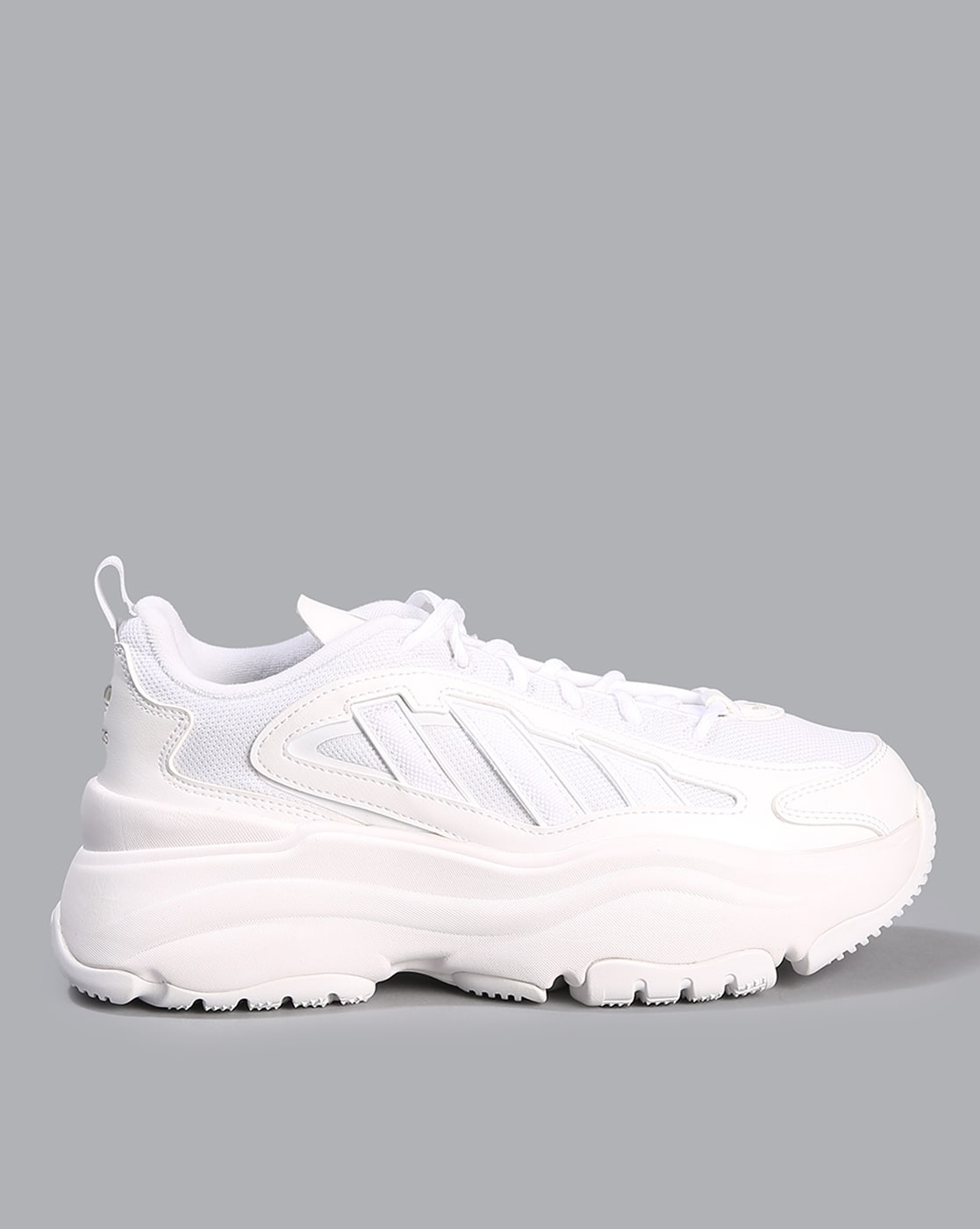 ohga PETIT 白 Buy Adidas Originals Women OZGAIA Lace-Up Sneakers | White Color