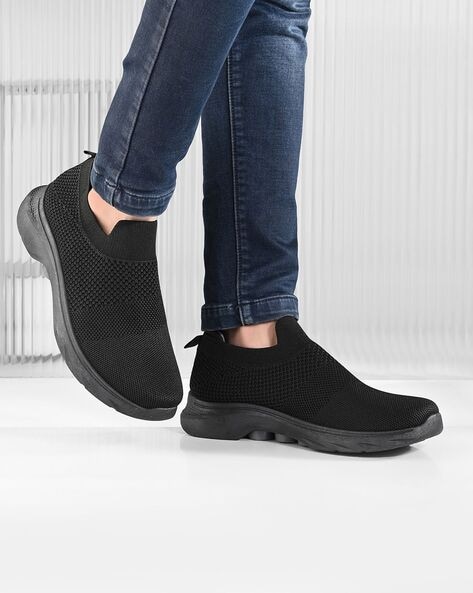 Men Low-Top Slip-On Shoes