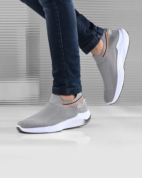 Men Low-Top Slip-On Shoes