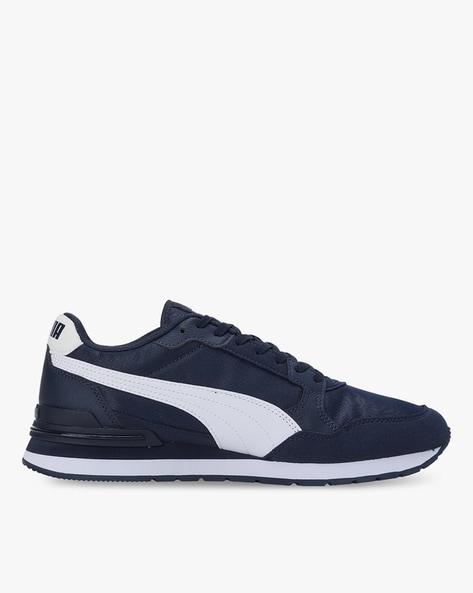 ST Runner v4 NL Low-Top Sneakers