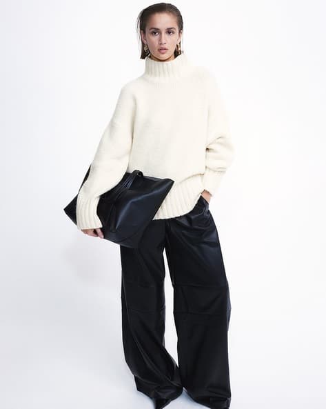 h&m oversized white turtleneck jumper