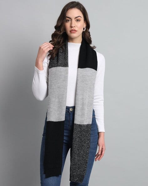 Women Hand Knitted Scarf