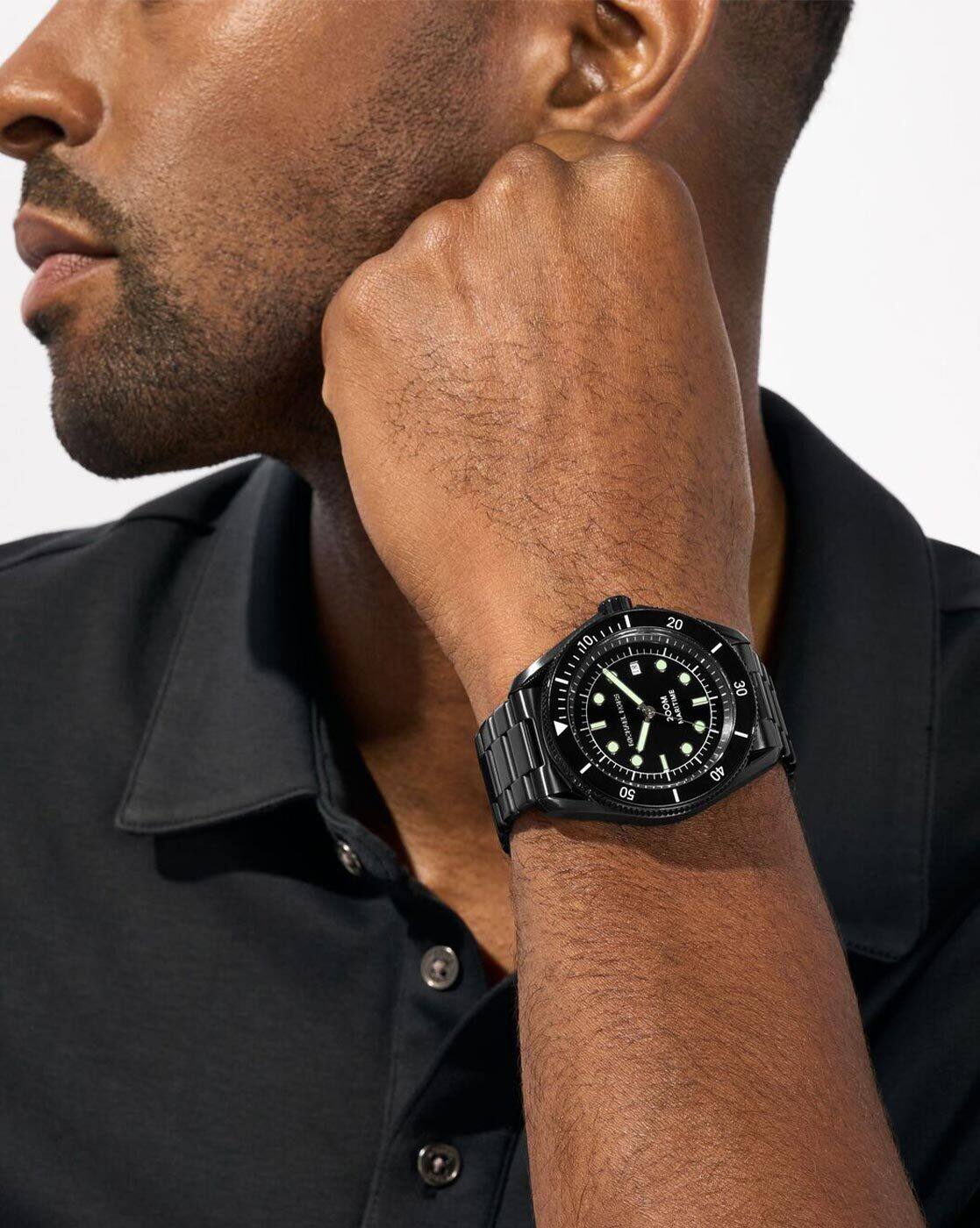 める① Buy Michael Kors Men Analog Maritime Watch MK9181 | Black Color