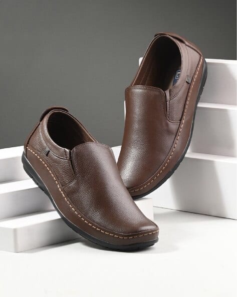 Men Round-Toe Slip-On Loafers