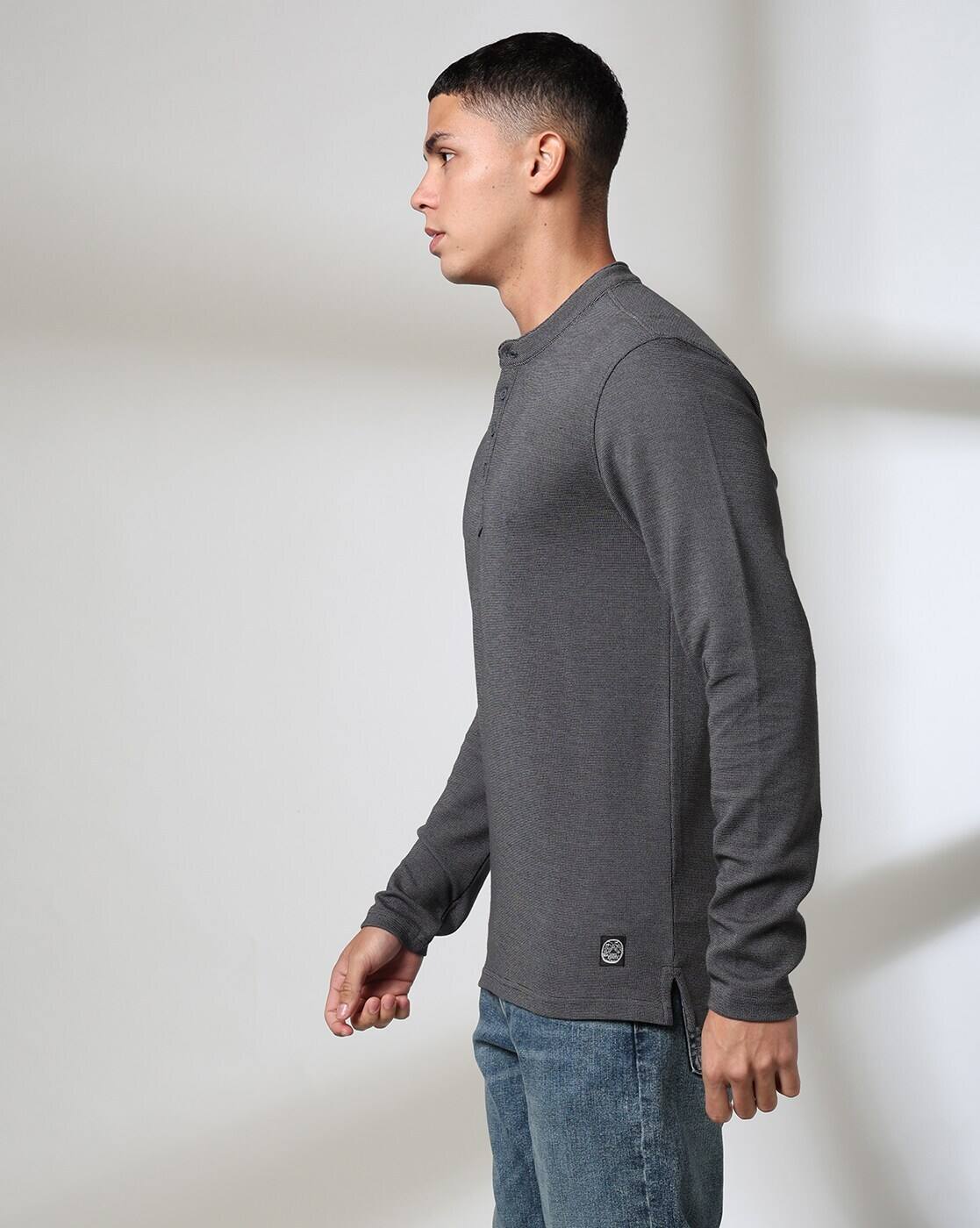 Buy DNMX Men Slim Fit Henley T-Shirt Online | Ajio.com
