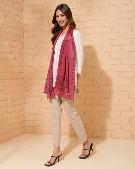 Women Geometric Print Stole Price in India