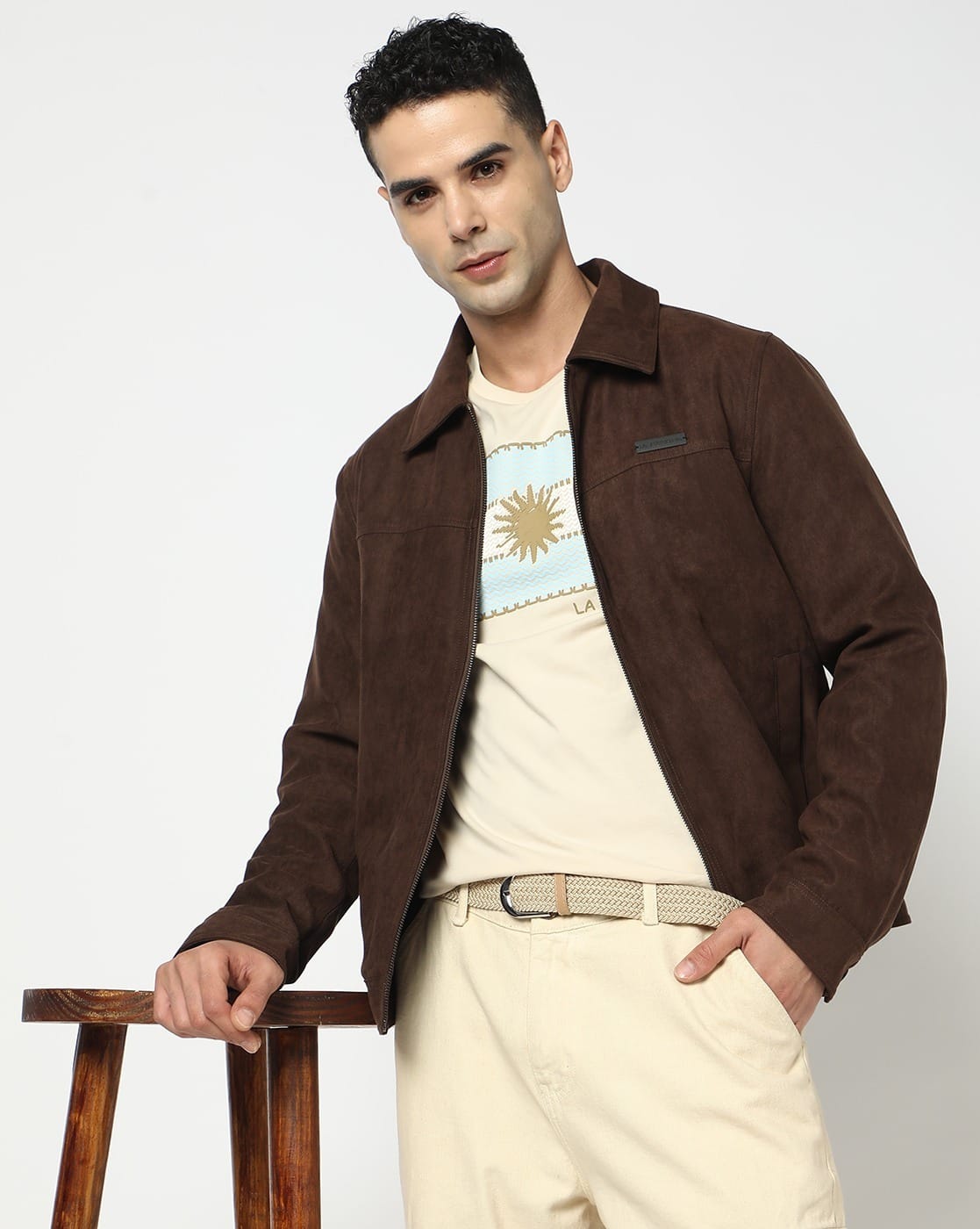 -1117Wx1400H-410487524-br-